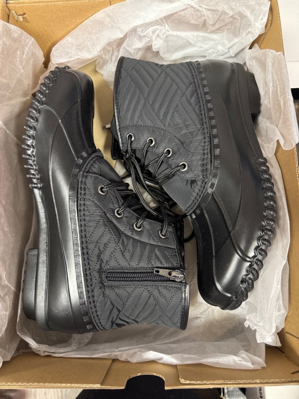 Size 9 WIDE - CLOUDWALKERS - Mona Quilted Weather Boot Black NEW - Picture 8 of 13
